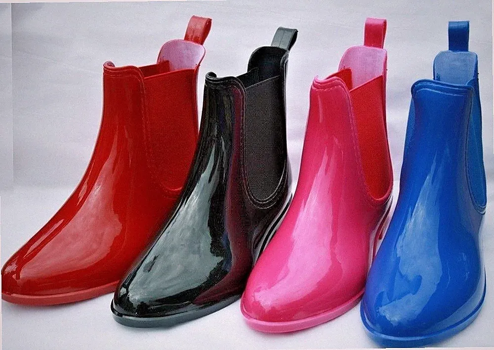 Womens Unlined Rubber Rain Boots Choice of Black Fuchsia Red Royal 6 7 8 9 10 11