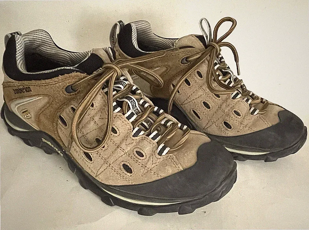 ZAMBERLAN GORE-TEX XCR RICA Approach EU39 Women's 7 Waterproof Hiking Shoes