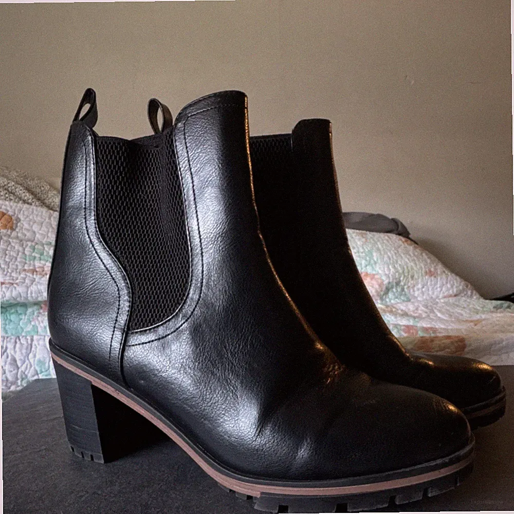 ZBY Black Leather Chelsea Boots Women's Pull On Block Heel Pull Tab Size 8.5