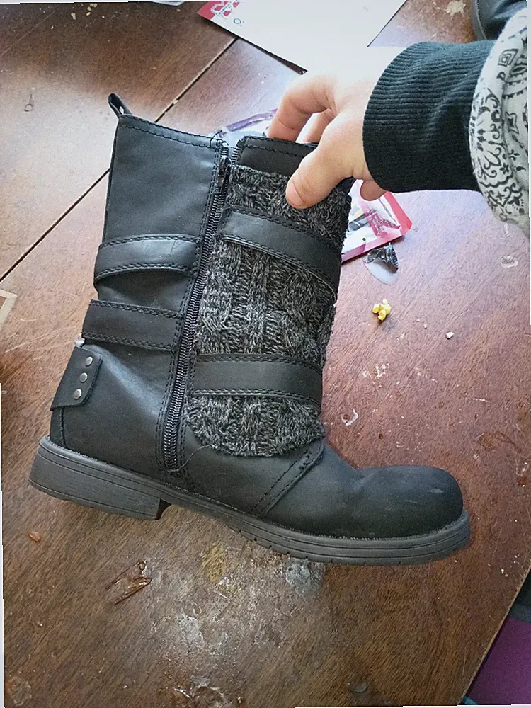 Zodiac Women's Biker Mid-Calf Boots Black Gray Buckle Knit Wide Zip Size 8W